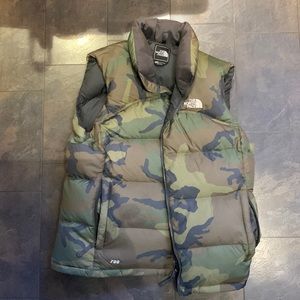 Women’s North Face Camo Down filled vest